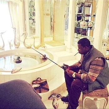 Gucci Mane & V-Nasty - Whip Appeal (feat. P2theLA)