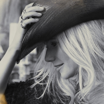 Gwyneth Paltrow - Bette Davis Eyes (album version)