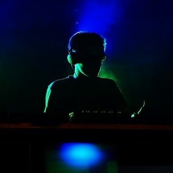 GFT - Amok (DOLORES Remix)