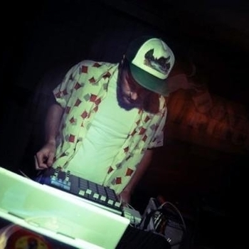 Ghost Mutt - Sasquatch (Coco Bryce's Donky Pitch Tee Rewerk)