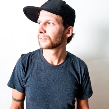 Guttstar - Turn It On