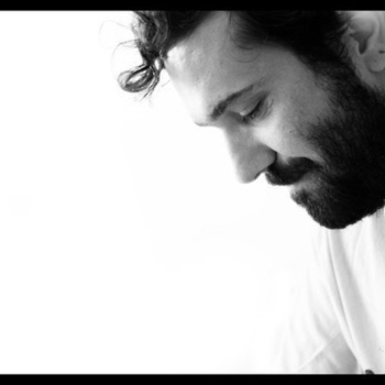 Yasir Miy, Halil Sezai - Kalbimde Dikenli Teller (2024)