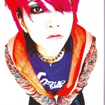 KJ Sawka - Run and Hide ft. LaMeduza