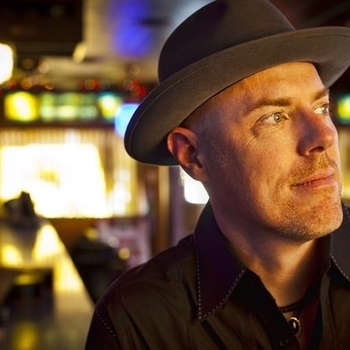 Hadden Sayers - I Feel Love (2018)