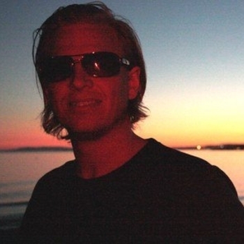 Helly Larson - Slow Shot