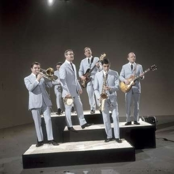 Hazy Osterwald Sextett - Der Treue Husar