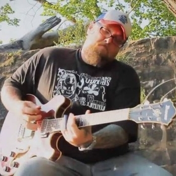 Husky Burnette - Shake That Thang