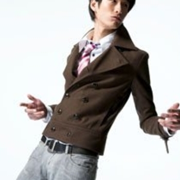 日本 (高橋広樹) - 恐れ入ります、すみません。