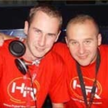 Артист Hyperavers