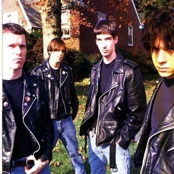 Huntingtons - Heavy Metal is Alive In Baltimore [Sweet Sixteen]