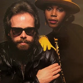 Indeep - The Record Keeps Playing (12″ long version)