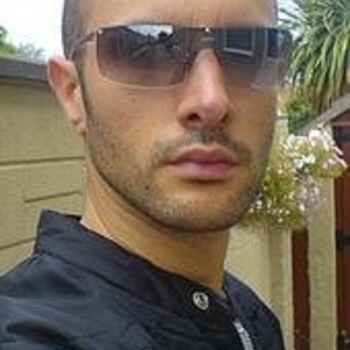 Артист Insignia