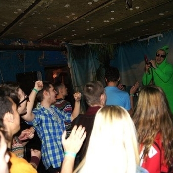 Iguana Glue - Молитва