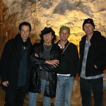 Imperial Crowns - Lil' Death (OST из "Сыны Анархии / Sons of Anarchy") (Сезон 2)