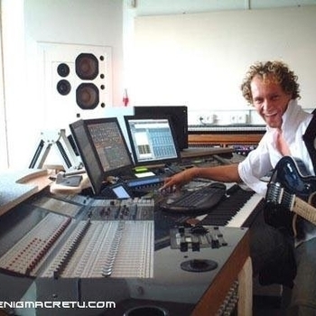 Michael Cretu, Jens Gad, Enigma - Smell Of Desire