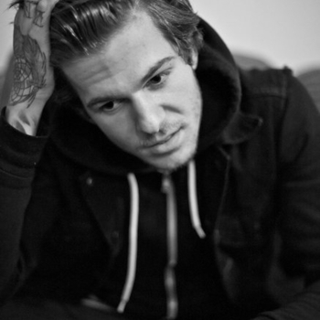 Jesse James & Swisher Sleep - Hot Boy