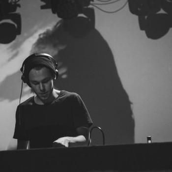 Jones - Giving It Up (Joe Hertz Remix)