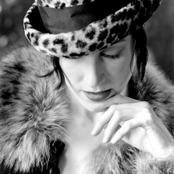 Jill Tracy & Cast of Scrubs - Waiting For My Real Life To Begin