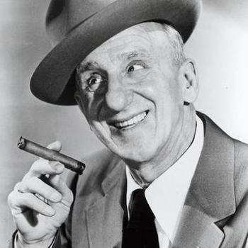 Bing Crosby, Jimmy Durante - Chicabee, Chicabee, Chicabee