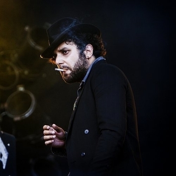 Jil Is Lucky - Supernovas