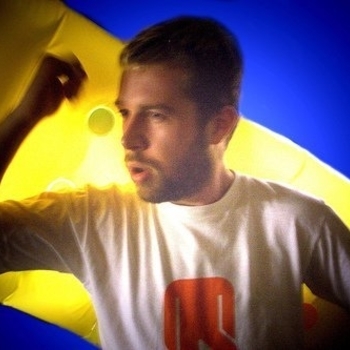 Jupiter Ace feat. Geneva Lane - Glowing In The Dark