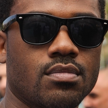 J Ray - D&G Shades (Feat. Cheeze & Ace B)