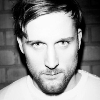 Michal Ho - Ain't Goin' Out