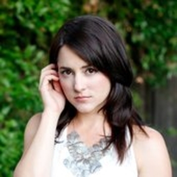 Jess Penner - Don't come over (Музыка из сериала "Сумеречные охотники / Shadowhunters") (Сезон 1) (Серия 1)