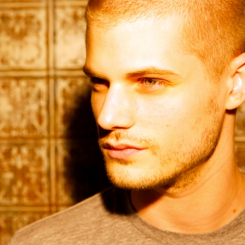 Jay Brannan - Super Bass (Live - Nicki Minaj Cover)