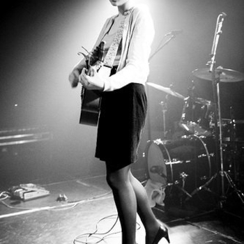 Jessica Lea Mayfield - Our Hearts are Wrong (песня из сериала "Милые обманщицы" / "Pretty Little Liars") (2 сезон, 2 серия)