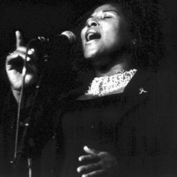 Артист Juliet Roberts