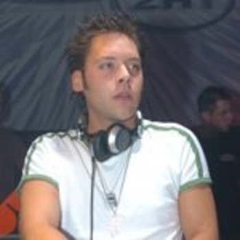 Jordy Lishious - 8 Bit Is Back