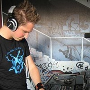 Jesse Voorn - Fuzu (Original Mix)