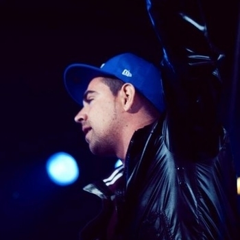 Juanma & Rayden feat. Junkie Kut - Dancefloor Anarchy