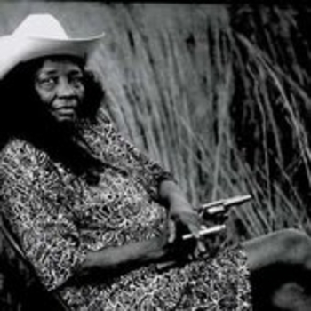 Jessie Mae Hemphill - Standing In My Doorway Crying