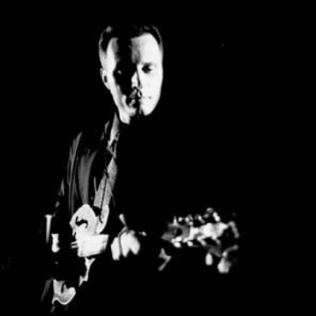 Jussi Syren and the Groundbreakers - Right Here in My Arms