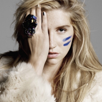 Ke$ha - Love Into the Light