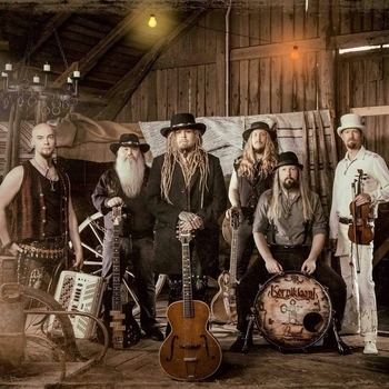 Артист Korpiklaani