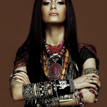 Kenza Farah - Au cœur de la rue