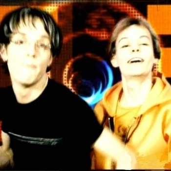 Артист Karapuzikee