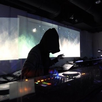 kz feat. 初音ミク - Yellow