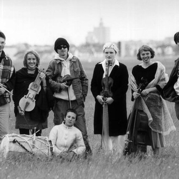 Kapela ze wsi Warszawa - At My Mother's