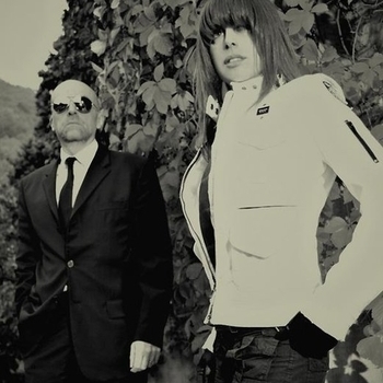 Kirlian Camera - Comfortably Numb