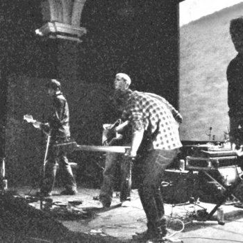 Kontakte - Space Junk