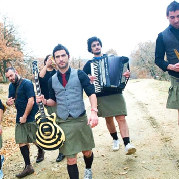 Артист Koza Mostra