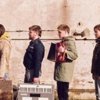 Kombinat 100 - Hanne Nute