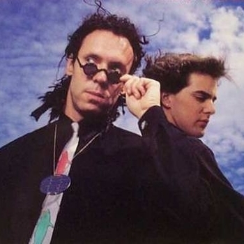 Kon Kan - Am I In Love