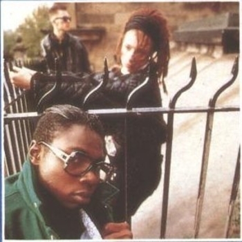 Krush - ...with srace (feat NDea Davenport)