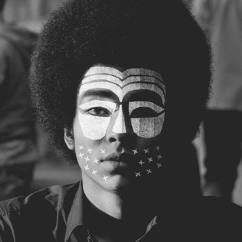 Kimyan Law - Magic (Feat. Clara Luzia)