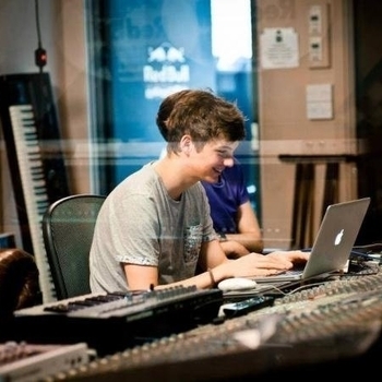 Kid Vibe - Never Change (Aytac Kart Remix)